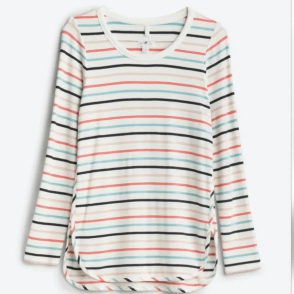 Zansia curved hotsell hem knit top